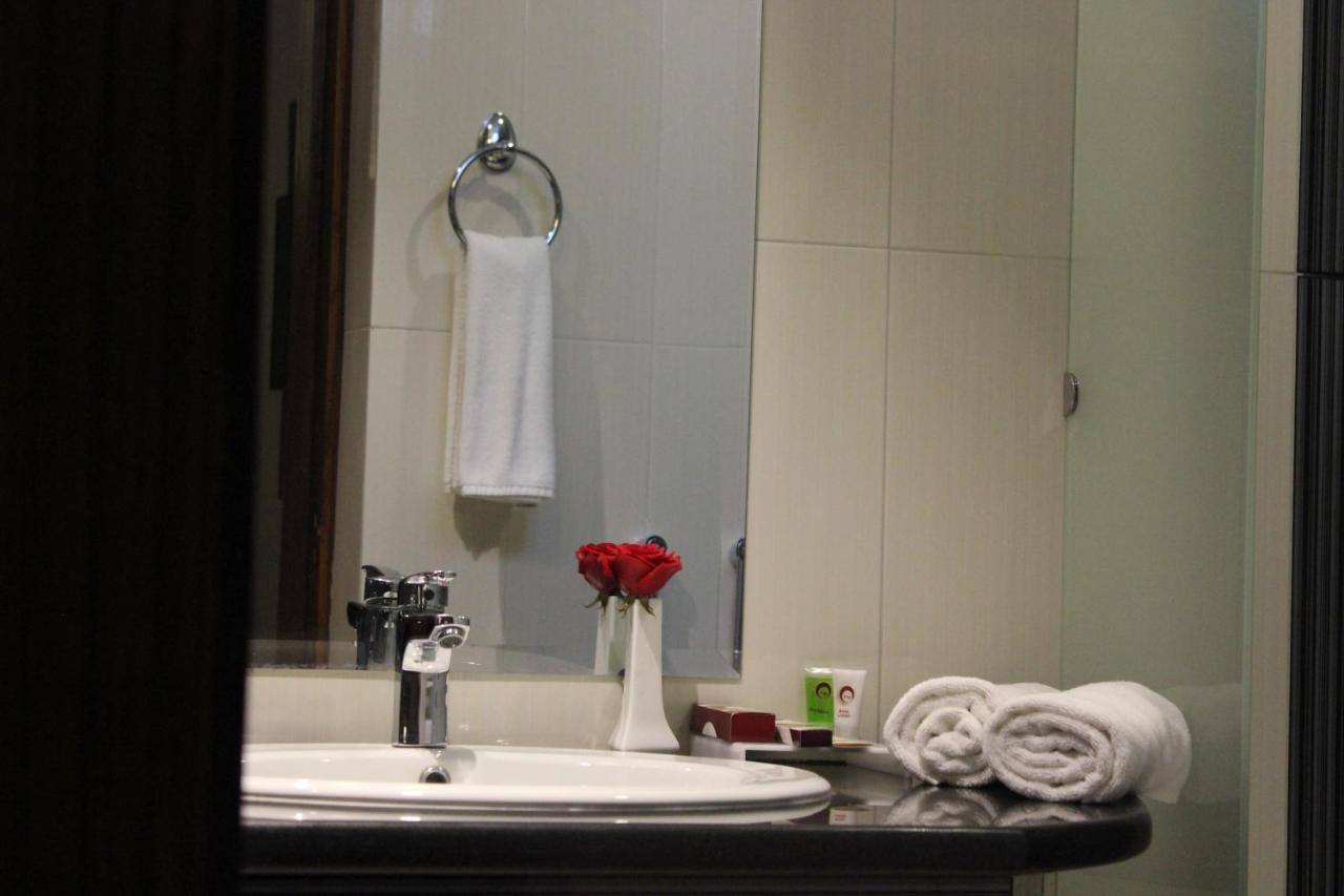 Hotel One Super, Islamabad Zewnętrze zdjęcie